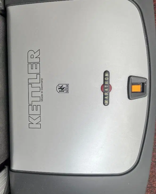 Treadmill kettler