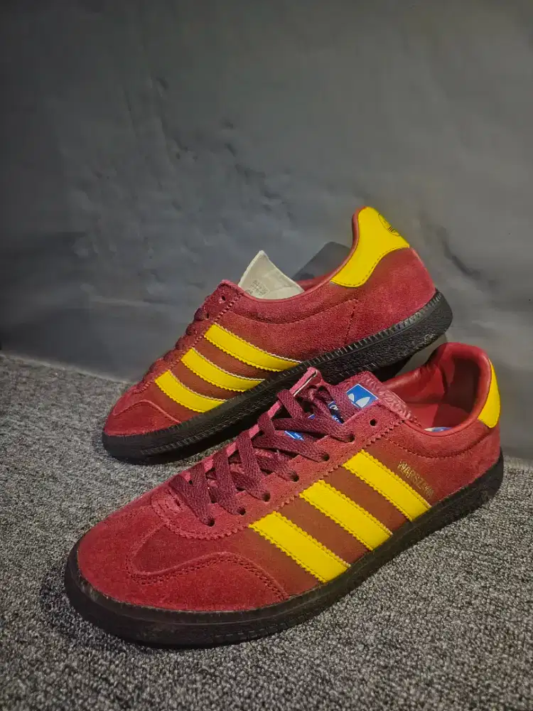 Sepatu Adidas Second Like New Size 42