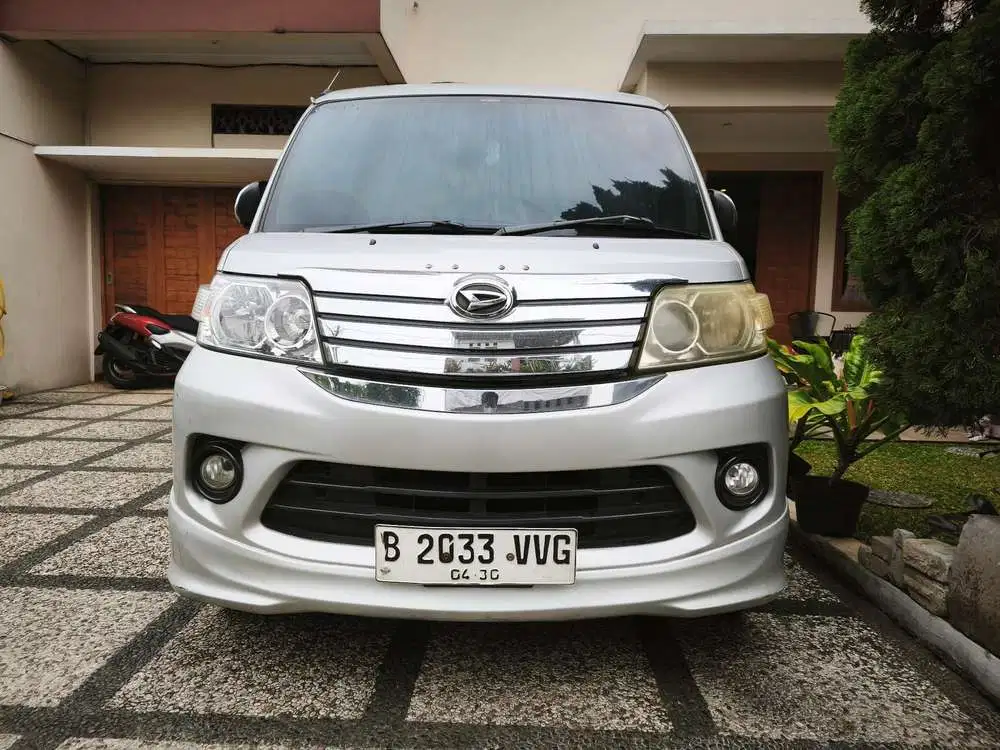Daihatsu Luxio 2015 Bensin