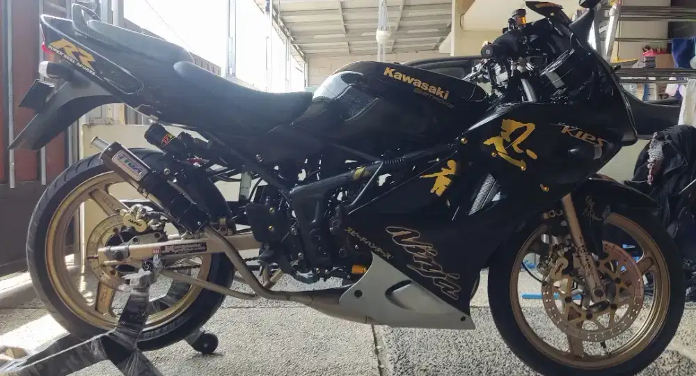 Kawasaki Ninja RR OLd Fulllpaper