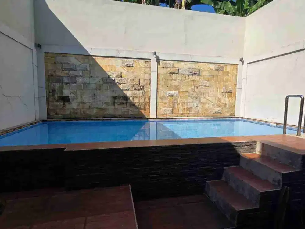 Rumah Siap Huni Ada Kolam Renang di Candi Kalasan Semarang Barat