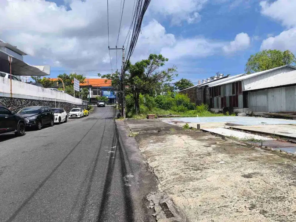 Tanah Luas Kecil Jalan Utama Road Seminyak Bali