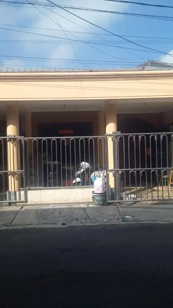 DIJUAL RUMAH DI WISMA PERMAI BARAT DEKAT GALAXY MALL SURABAYA
