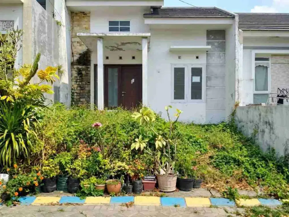 DI JUAL RUMAH 

PERUM SENTRALAND DRIYOREJO BLOK A10/8
KEL. : GADUNG
KEC. : DRIYOREJO 
KAB  : GRESIK