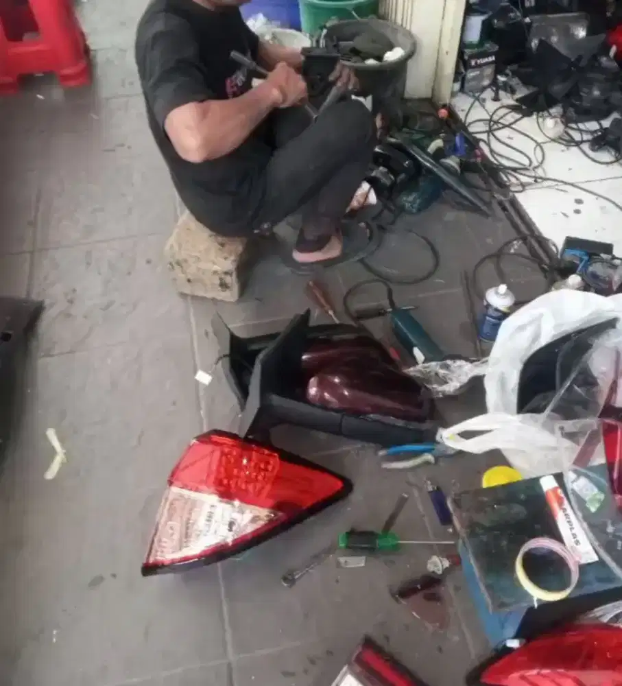 Lampu car Dll&terima cuci bsa ditunggu 24jam