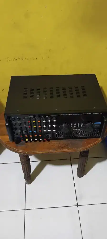 Amplifier mixer DAT B208AQU DSP