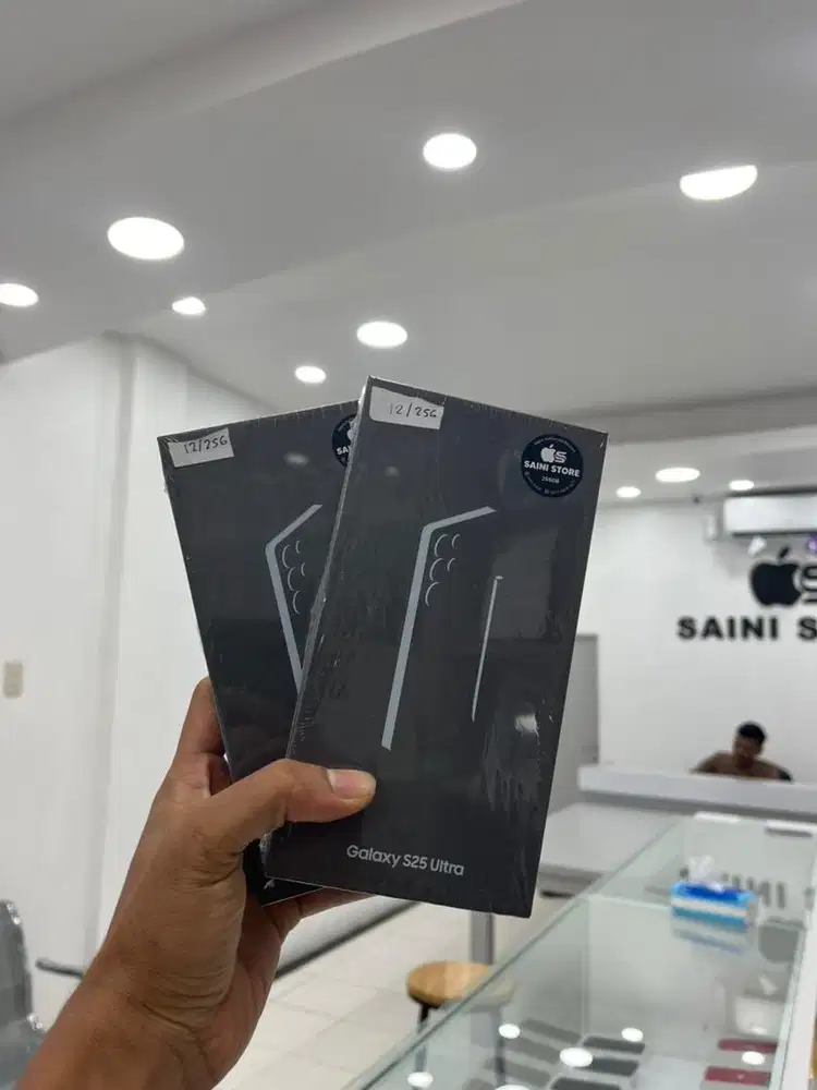 SM S25 ULTRA 12/256GB