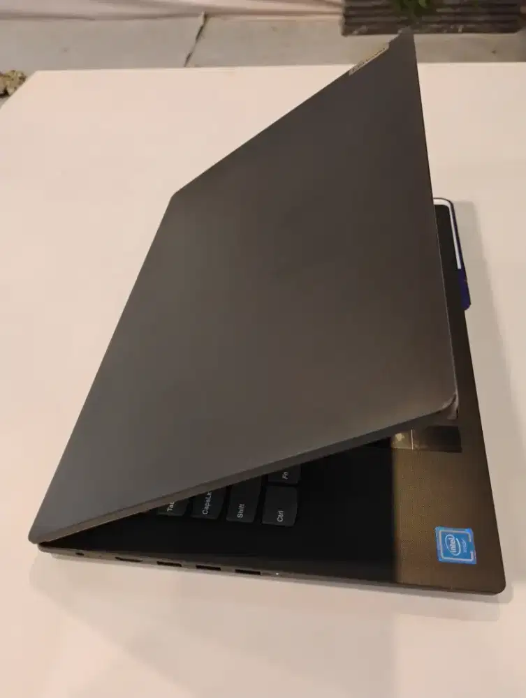 Laptop Lenovo IdeaPad Slim 3 -14IGL 05