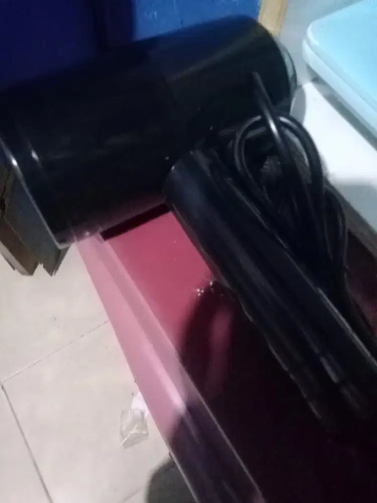 Hedry pengering rambut dijual tidak terpakai