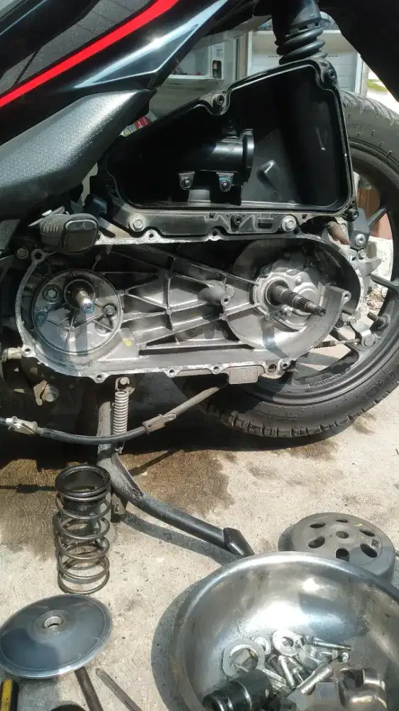 Jasa servis motor panggilan