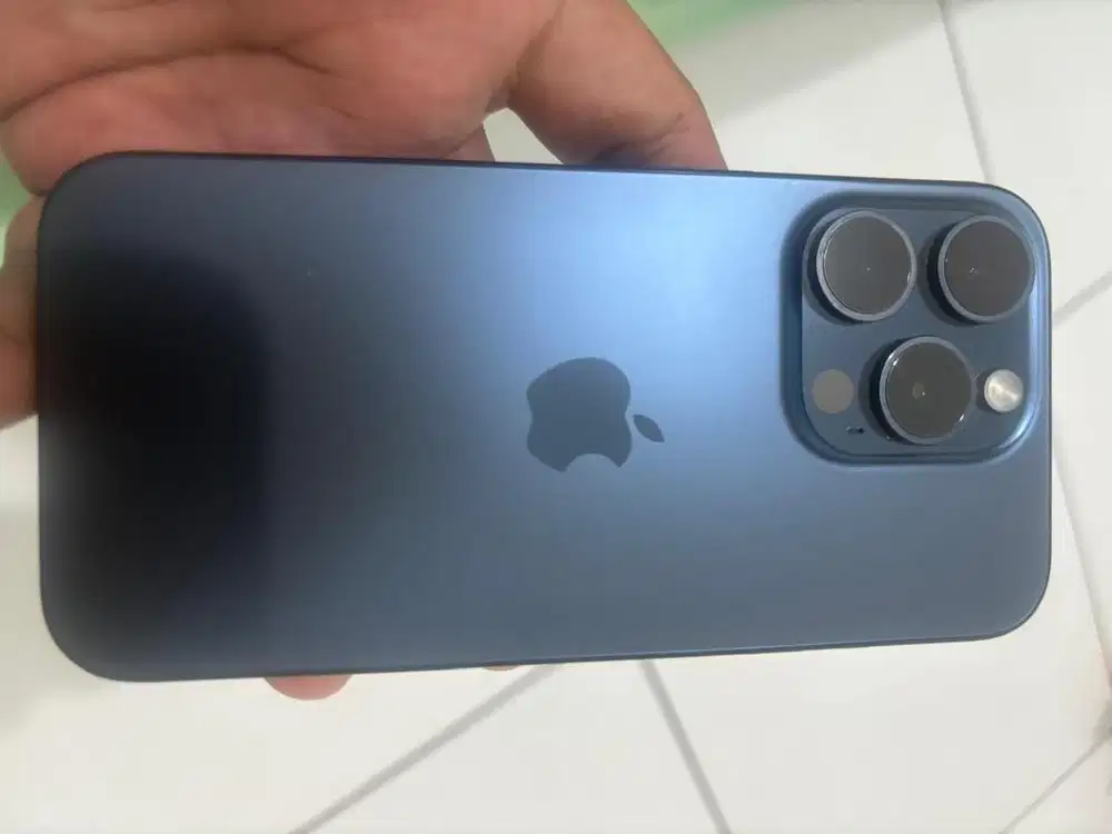 Iphone 15 pro esim