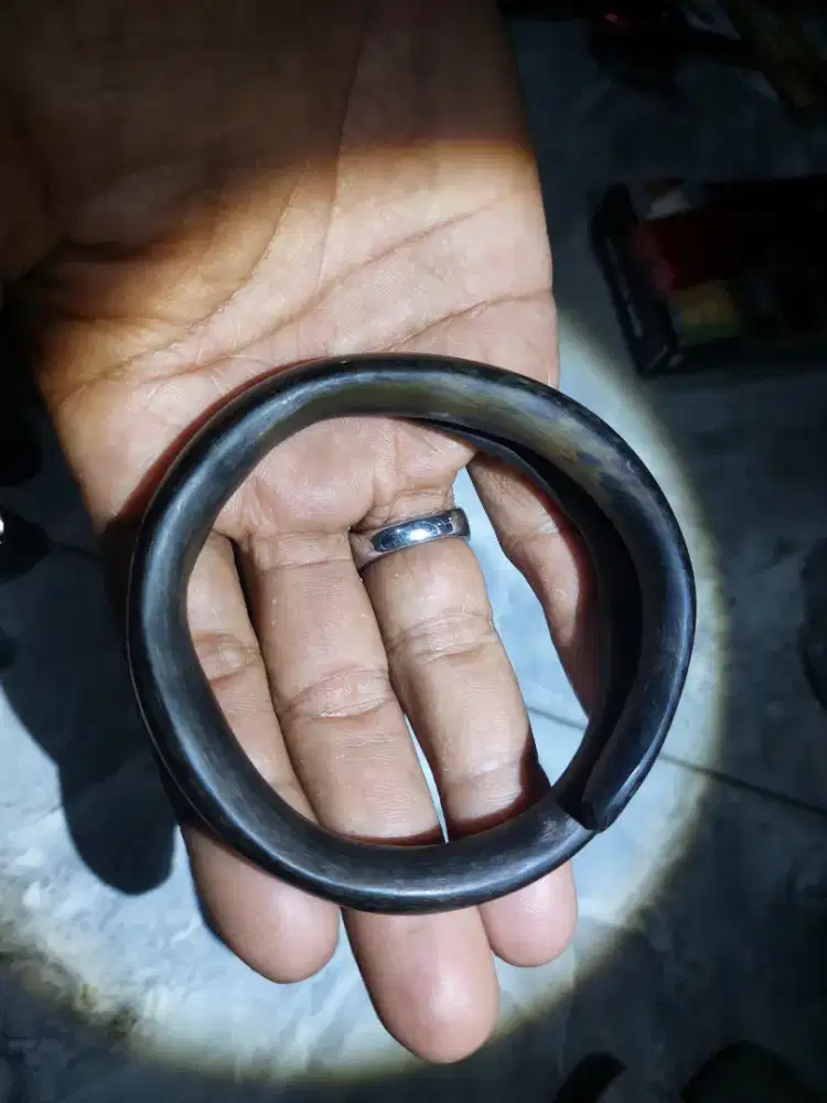 Gelang tanduk model bahar