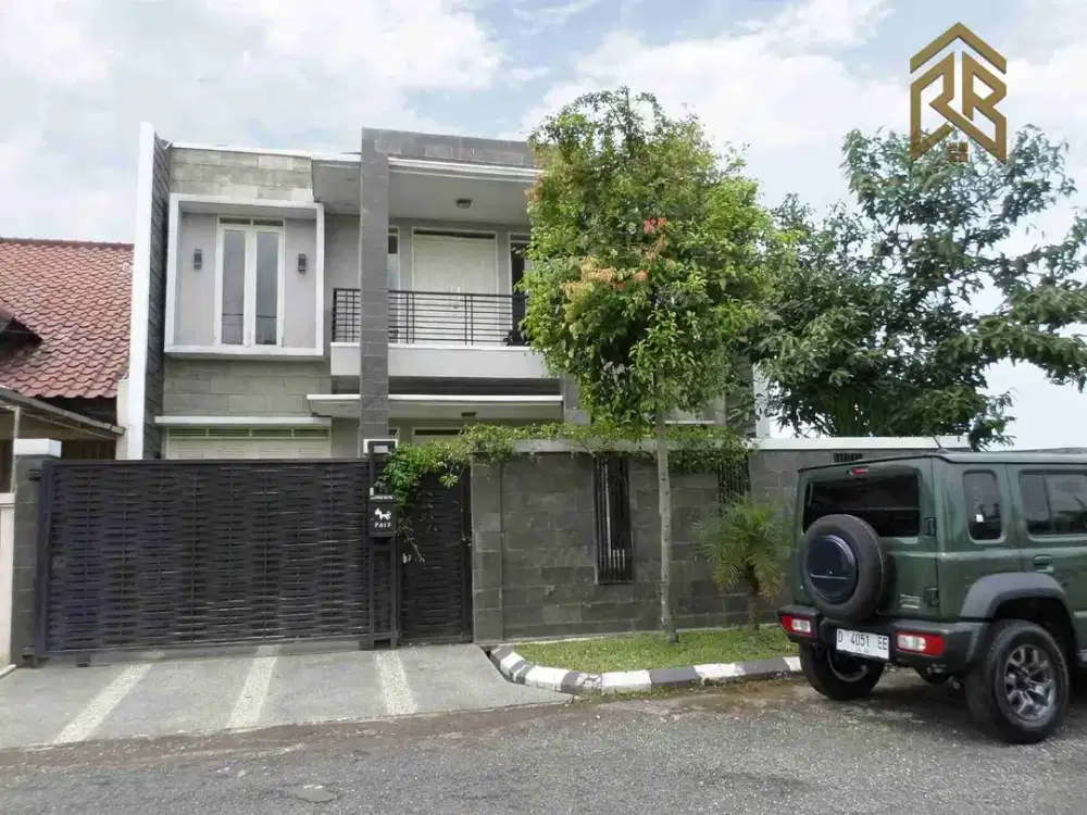 Rumah Lux 2 Lantai di Batununggal indah dkt Griya Buahbatu Bandung
