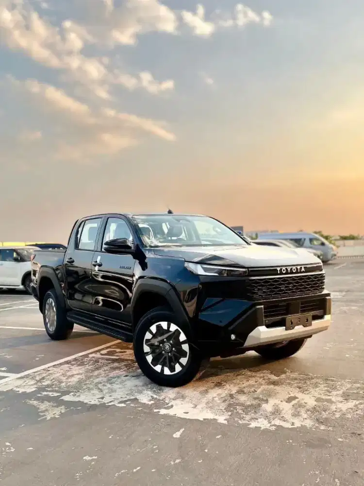 NEW HILUX 2.8 V DOUBLE CABIN 4x4 A/T