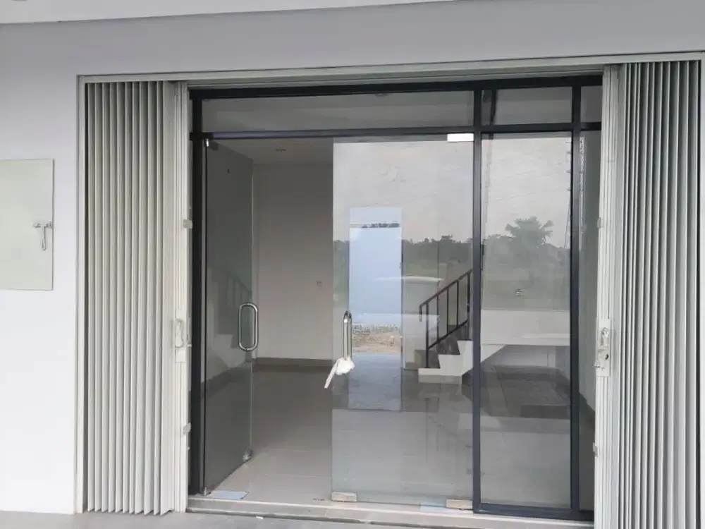 Disewakan Ruko Lavanya Harapan Indah Bekasi Bangunan 3 Lantai