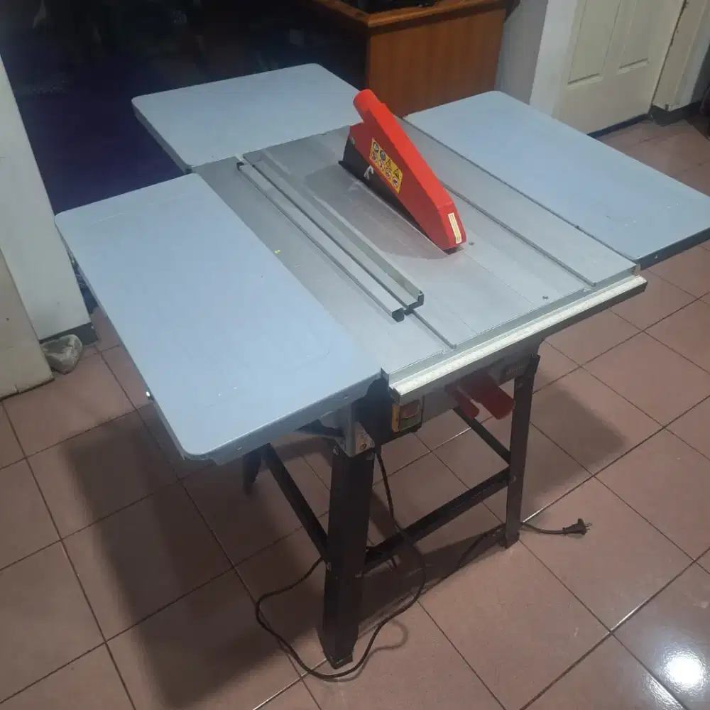 Table saw Mollar