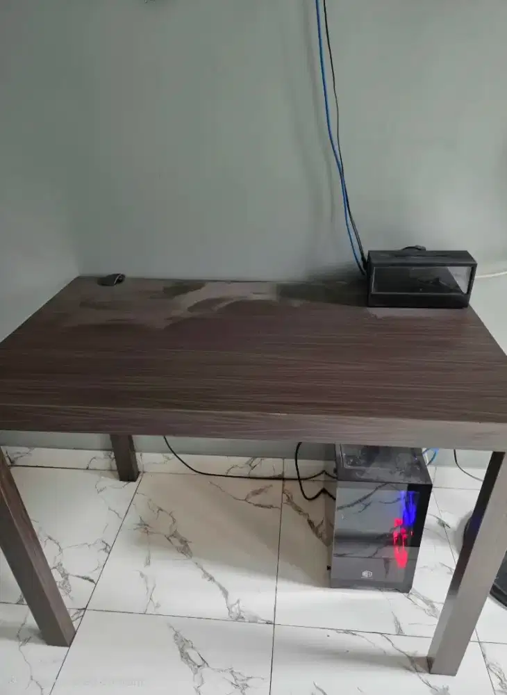 Meja Kerja Kayu Second Preloved Bekas