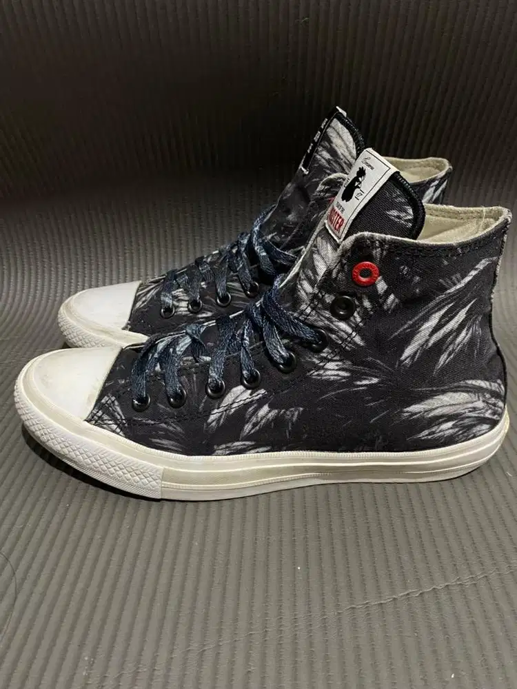 Converse spesial edition size 42