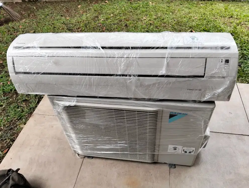 AC SECOND DAIKIN 2 PK