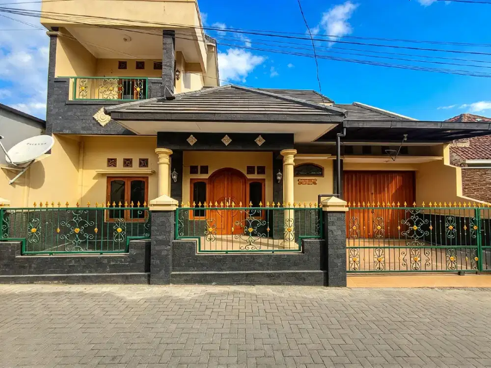 Rumah 2lt cukup luas di Condongcatur