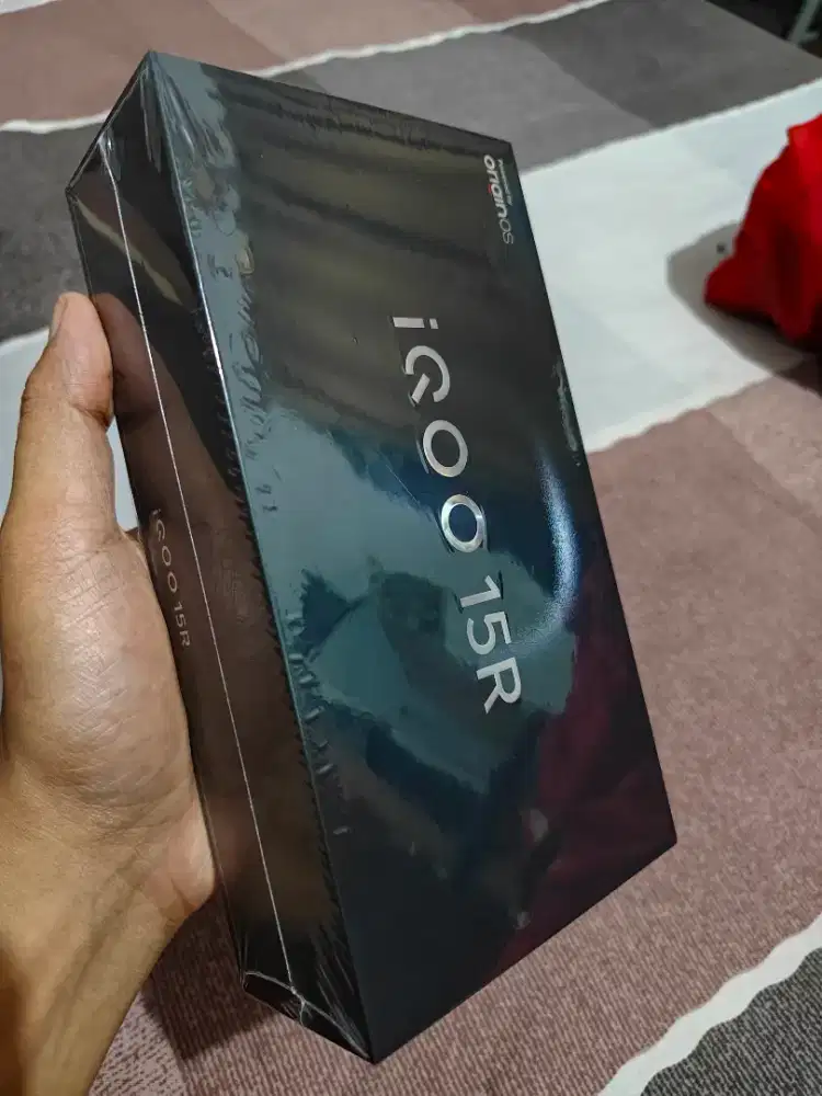Iqoo 15R - 8/256Gb (Baca deskripsi)