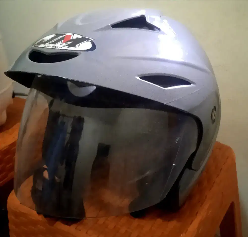 Helm masih bagus,belum lama beli