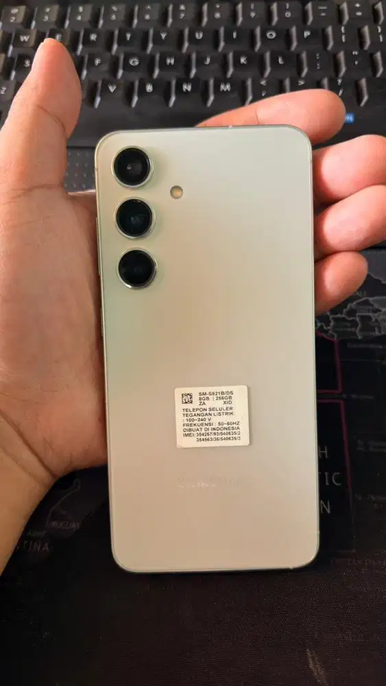 Samsung S24 basic 8/256gb
