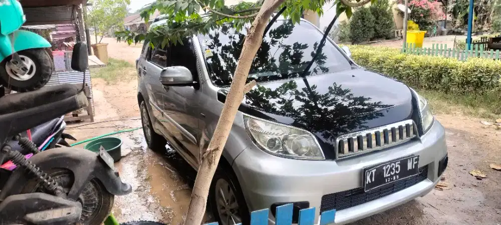 Dijual Terios XT 2010