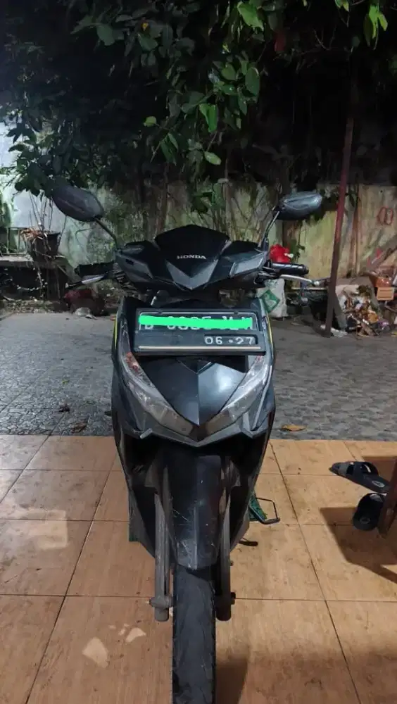 Vario 125 th 2017, kondisi oke, pajak hidup dan surat lengkap