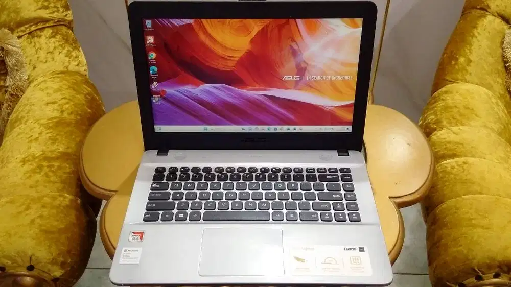 Laptop Ram 8GB Siap Kuliah Gaming VGA AMD Asus AMD A4 SSD 128GB+500GB
