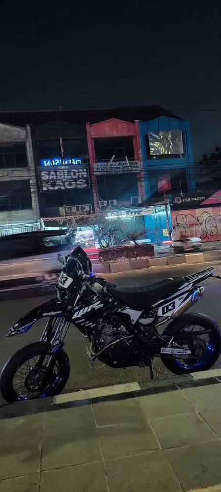 Yamaha WR155 Supermoto