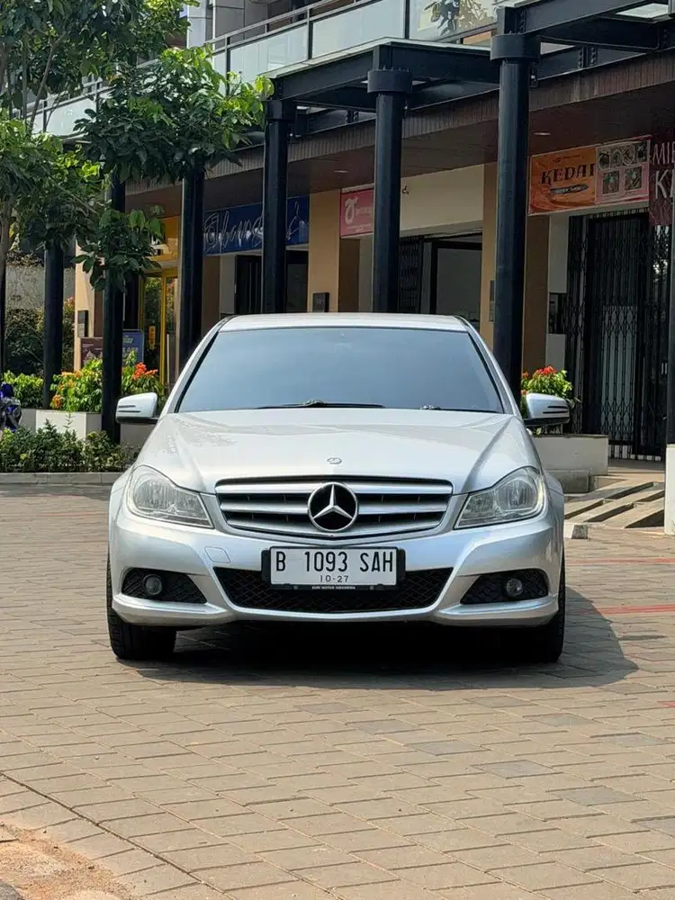 Mercedes benz C200 CGI W204