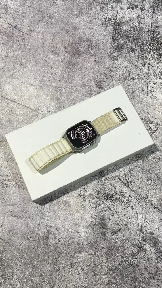 Apple Watch Ultra 2 49mm Titanium Ex IBox