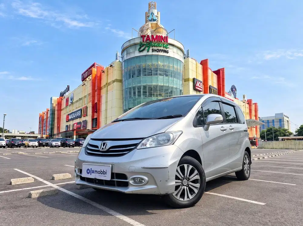Angs Murah Honda Freed 1.5 E Bensin-AT 2014 Abu CBYYB