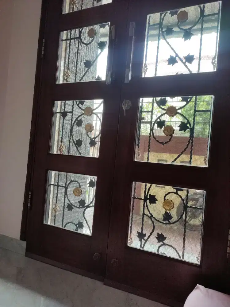 Di butuhkan art menginap