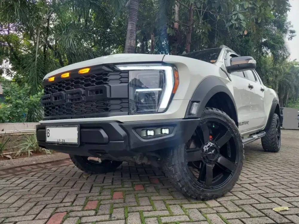 FORD RAPTOR wildtrak Pajak Panjang AT 4x4 Pribadi