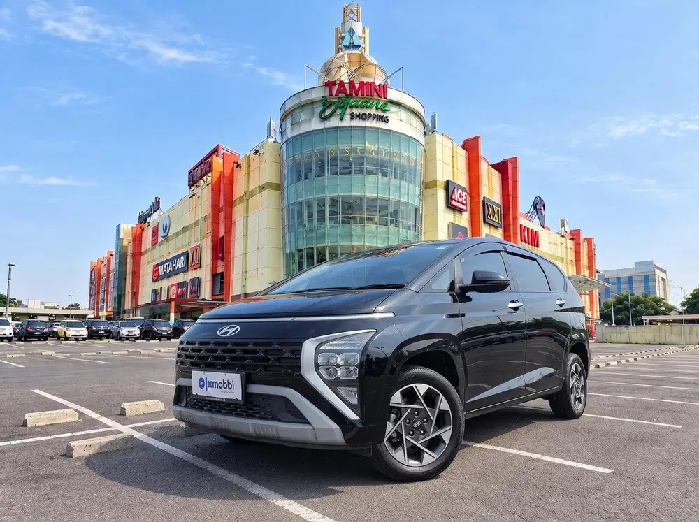Angs Murah Hyundai Stargazer 1.5 Prime Bensin-AT 2022 Hitam CCYOB