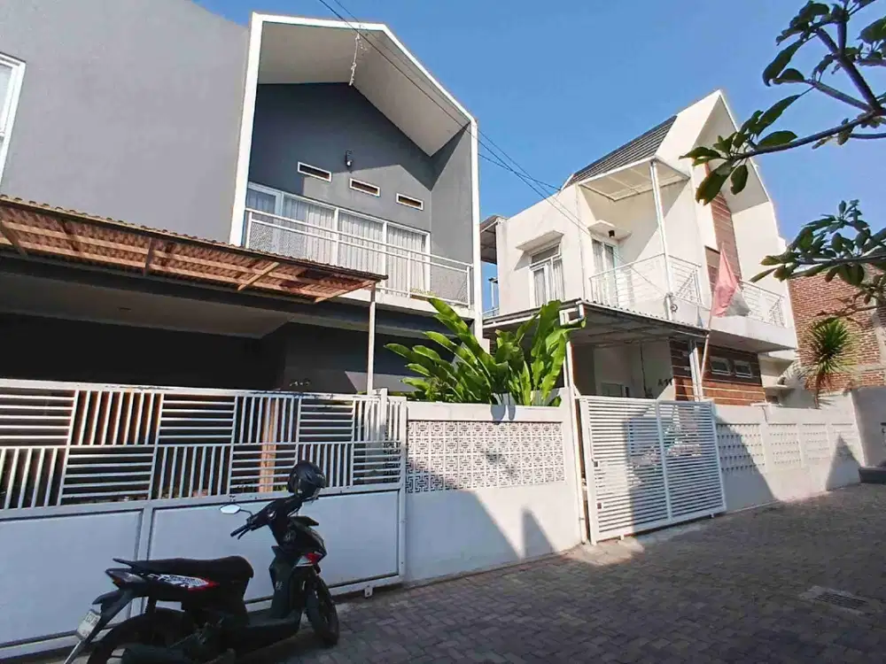 Rumah 2 lantai siap Huni lokasi dekat Alun-alun Cimahi