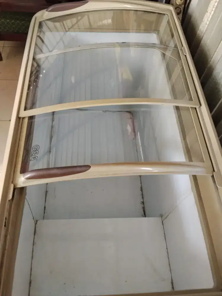 Freezer box GEA sleding kaca