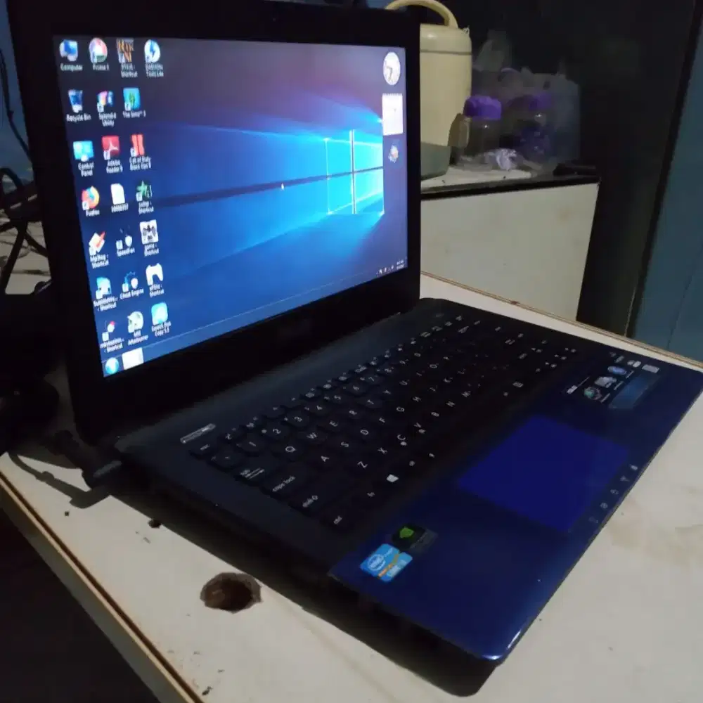 Laptop ASUS A45VD Core i3 Nvidia610m ram6gb hdd500gb. 14inc.