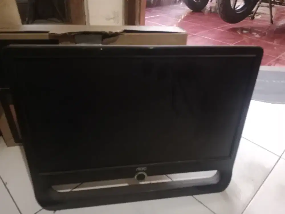 Monitor 14  kondisi mati