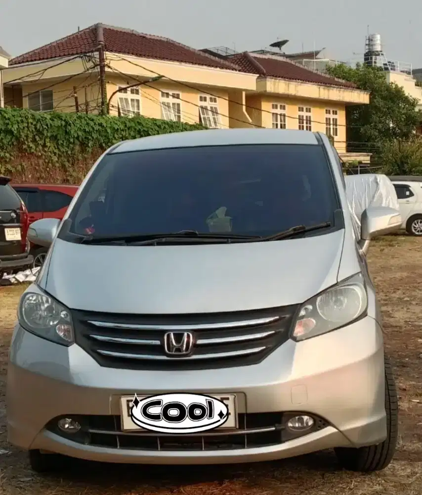 di jual honda freed thn 2011