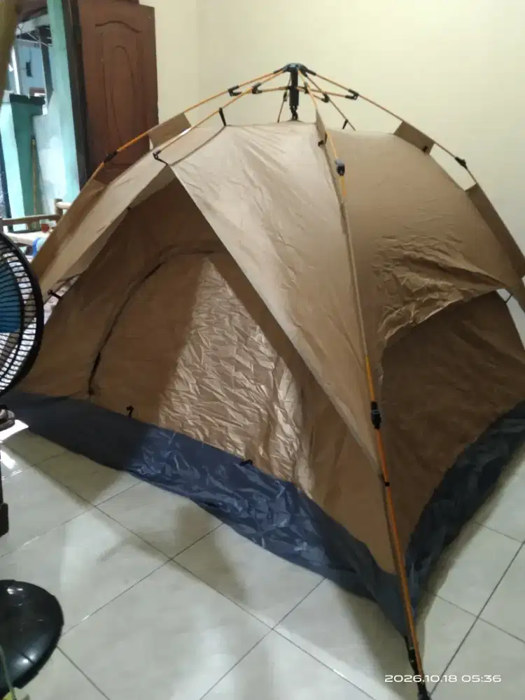 Tenda camping kapasitas 3 orang