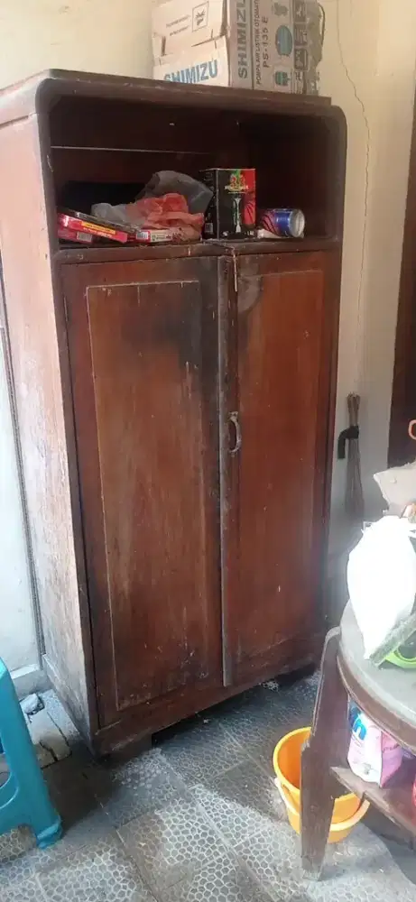 Lemari makan jadul