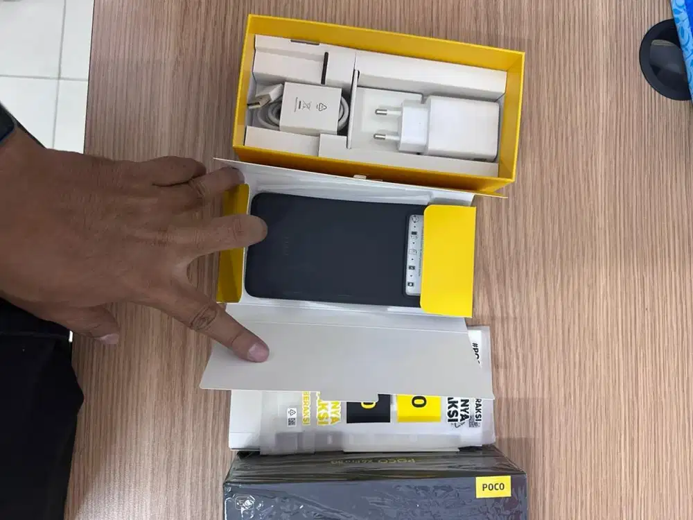 POCO X6 PRO 12/512 BEKAS TERAWAT