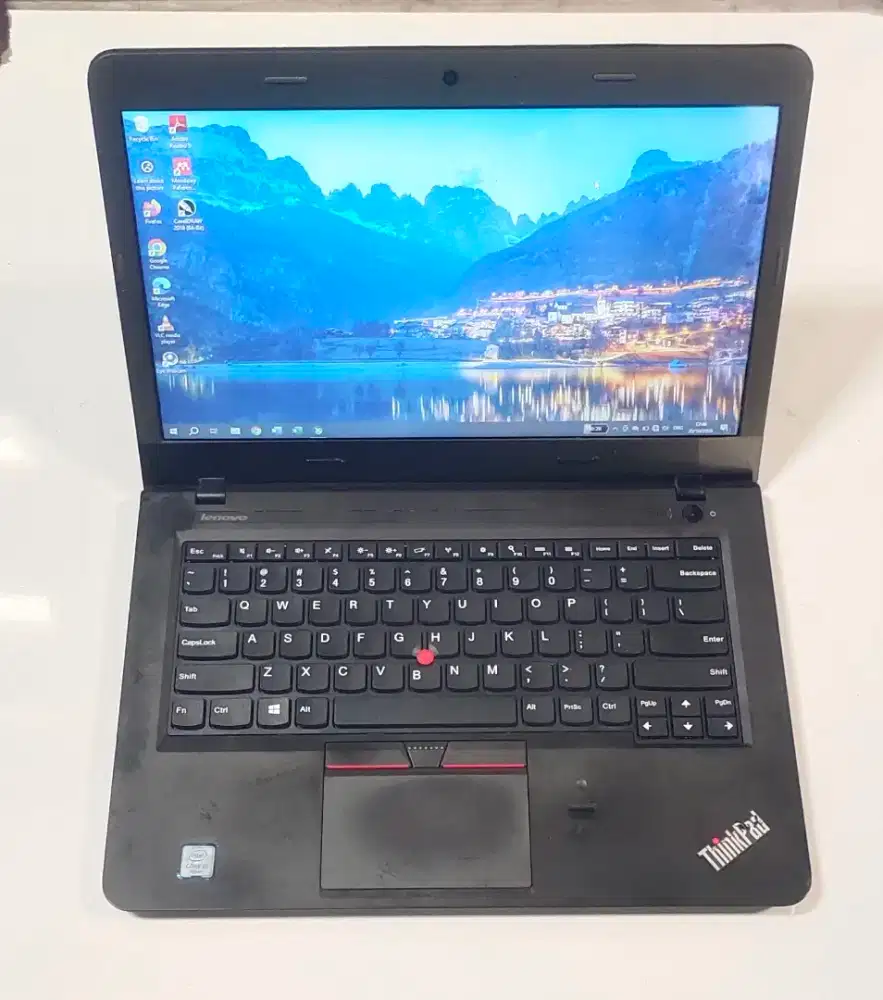 dijual laptop Tinkpad Intel core i5-6200 Ram 8GB led 14in cm 1.8jt