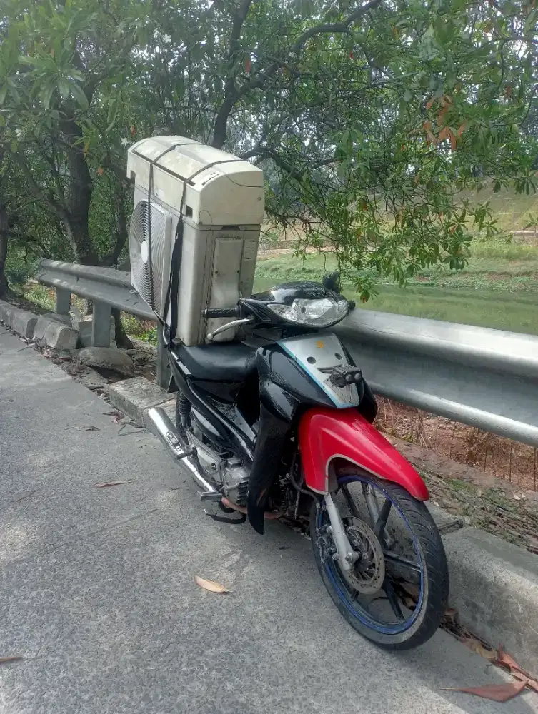 Menerima jual beli ac bekas segala kondisi harga tergantung pk
