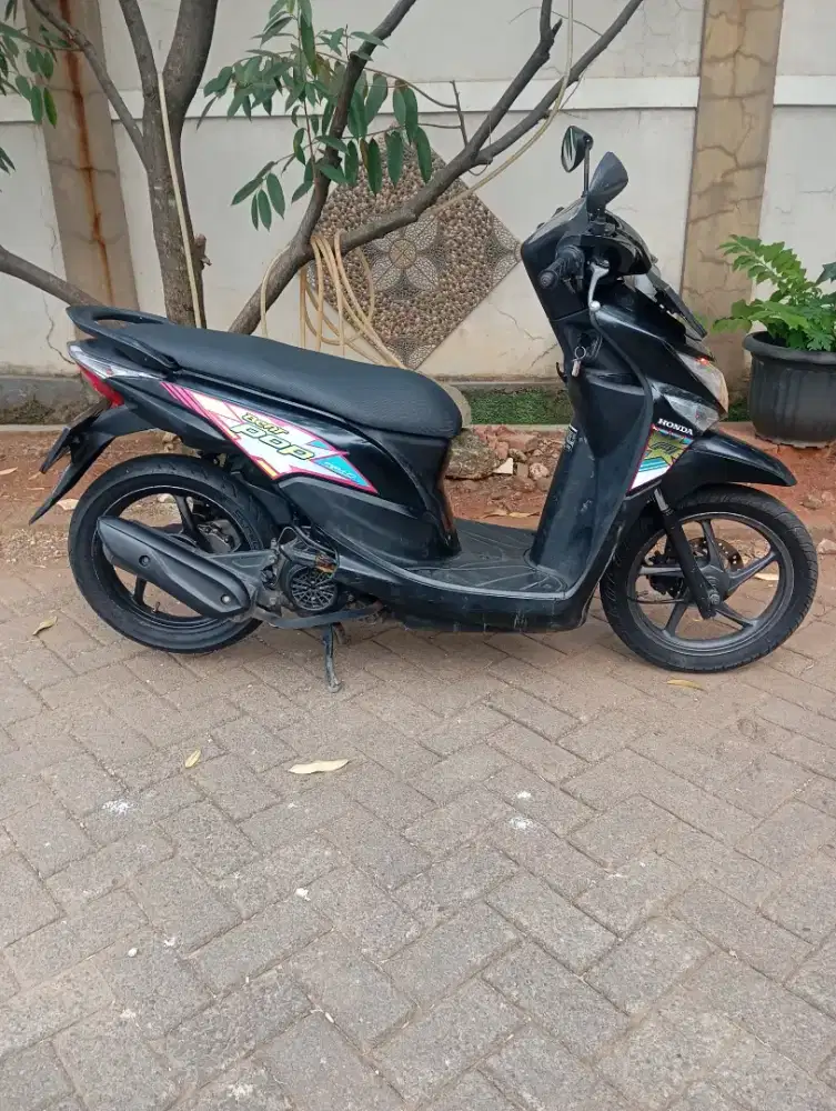 Honda Beat pop ESP 2016 bl 8 pajak panjang mesin super alus