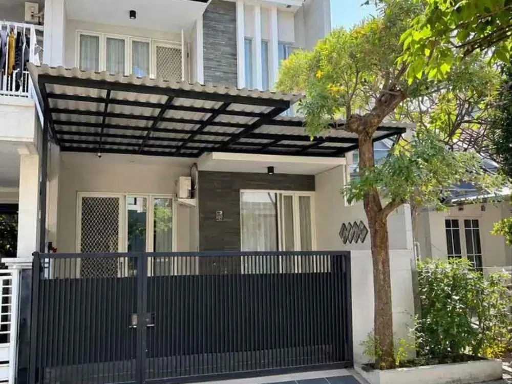 Dijual rumah pakuwon city Taman mutiara dekat pakuwon city mall