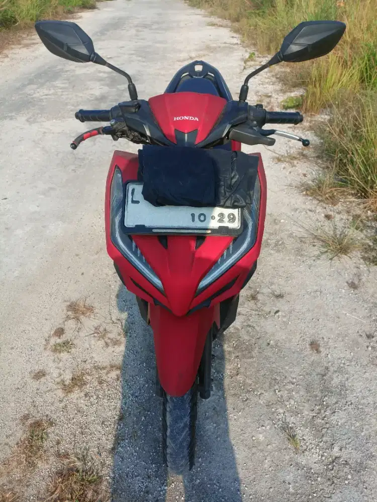 Vario 125cbs merah dof